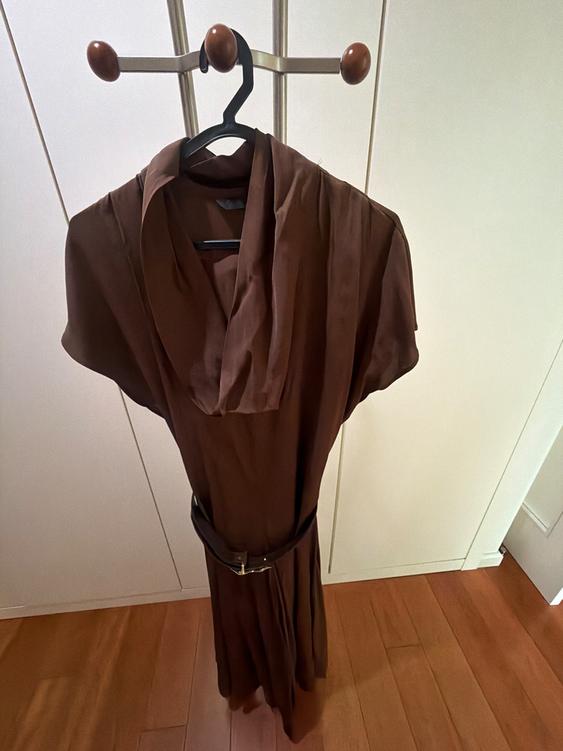 zara brown dress with belt FLOWING NECK MIDI SECOND HAND Crinkled effect fabric ChocBMD Velli Try-on Dress Sample Shirt Size:XXLarge
