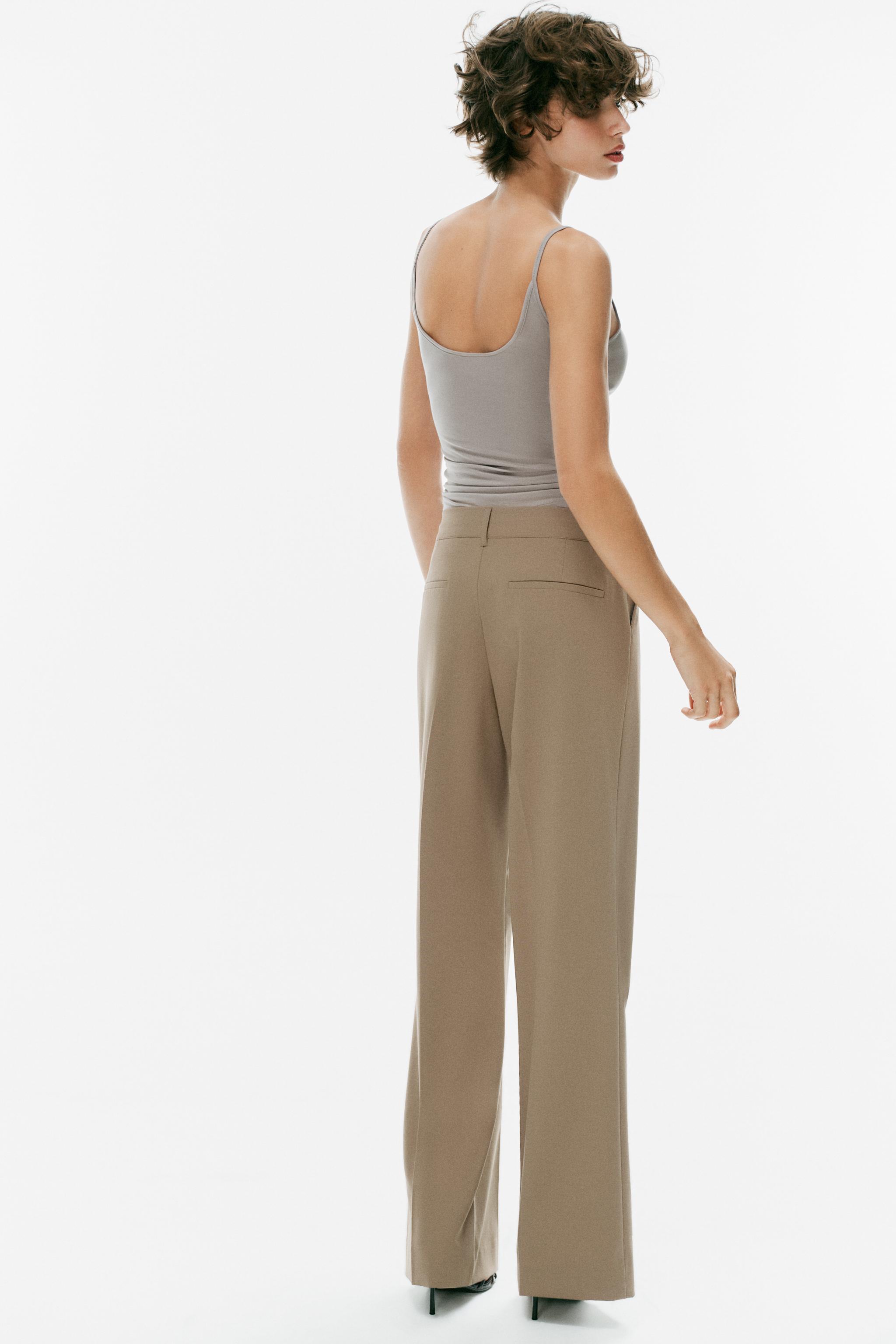 LOW-RISE STRAIGHT LEG PANTS