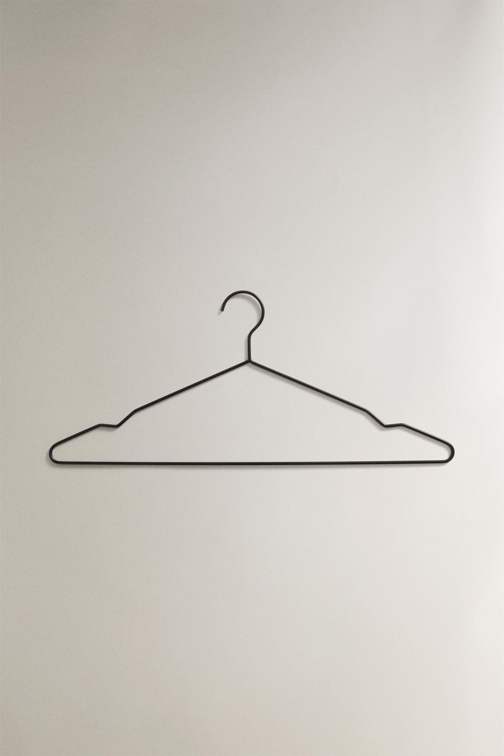 METAL HANGER (SET OF 3)