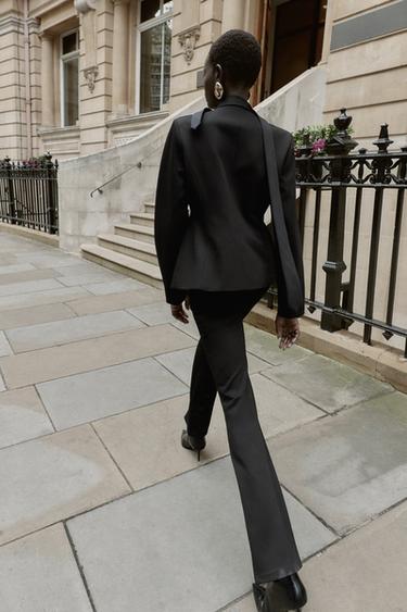 LEGGING FLARE AVEC NERVURE - Noir de Zara - Image 3