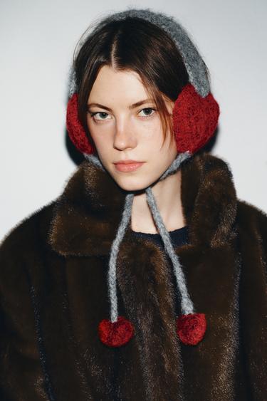 CACHE-OREILLES EN TRICOT CŒURS À POMPON - Gris de Zara