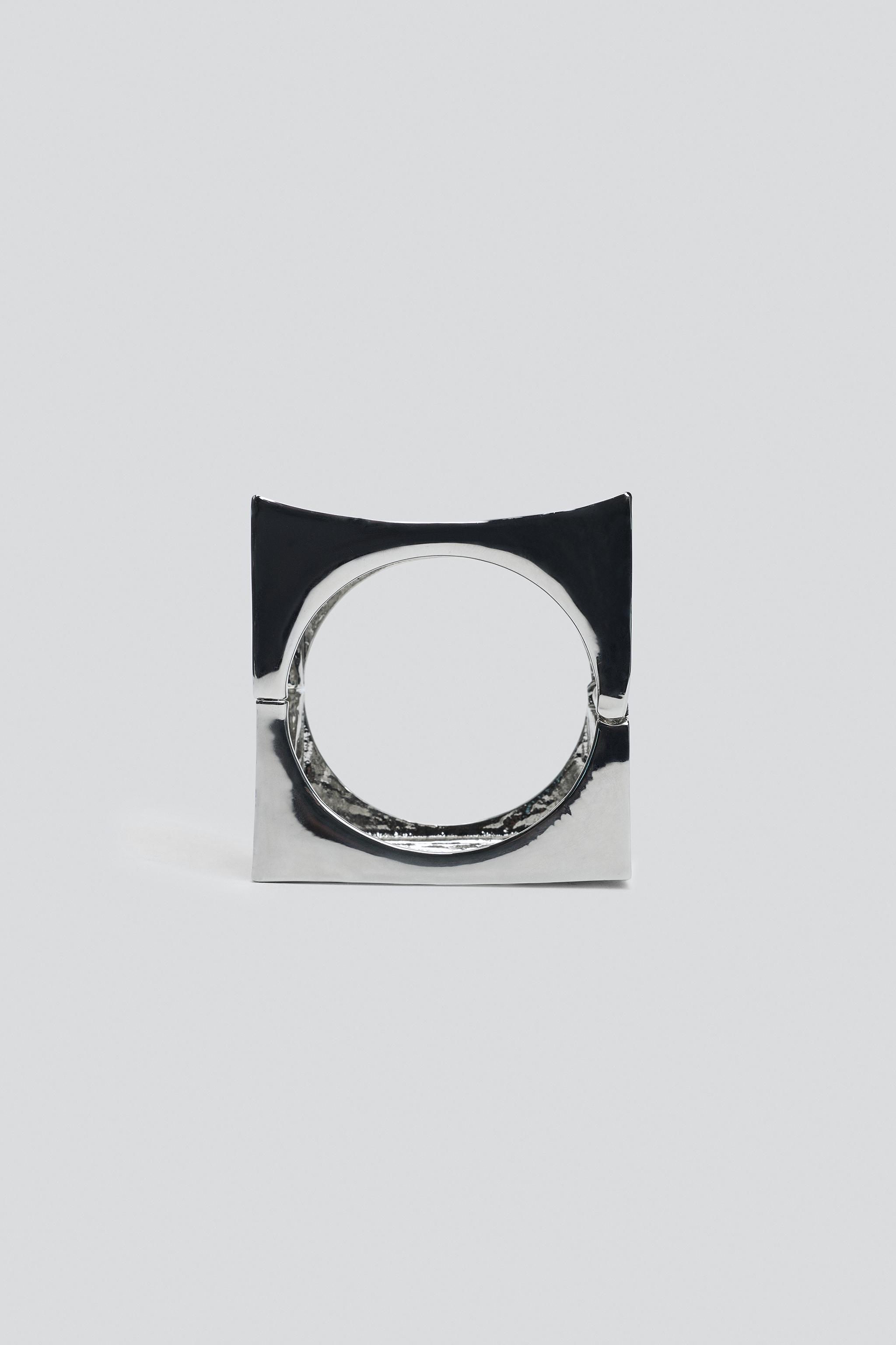 BRACELET LARGE MÉTALLIQUE GÉOMÉTRIQUE