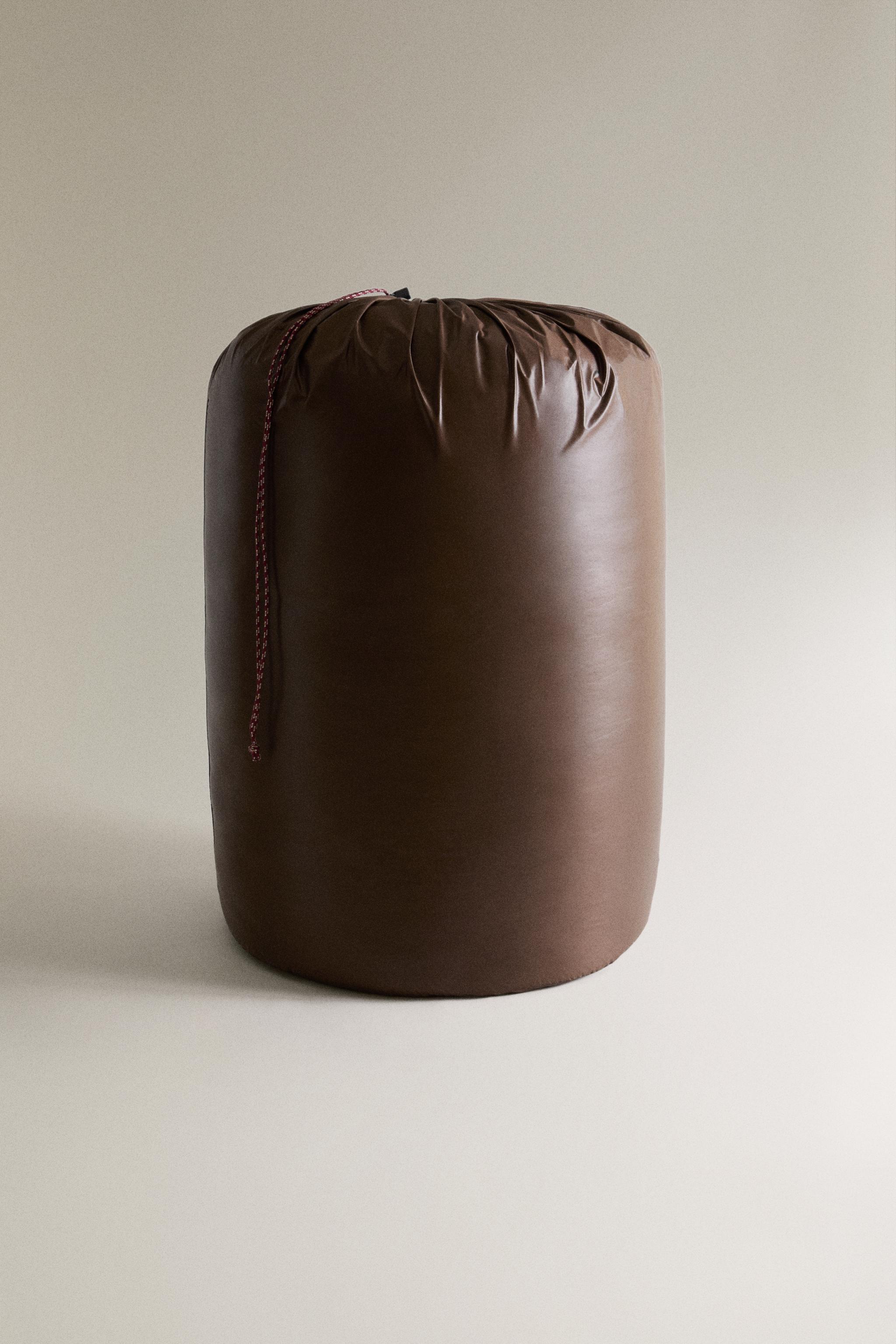 QUILTED SINGLE SLEEPING BAG