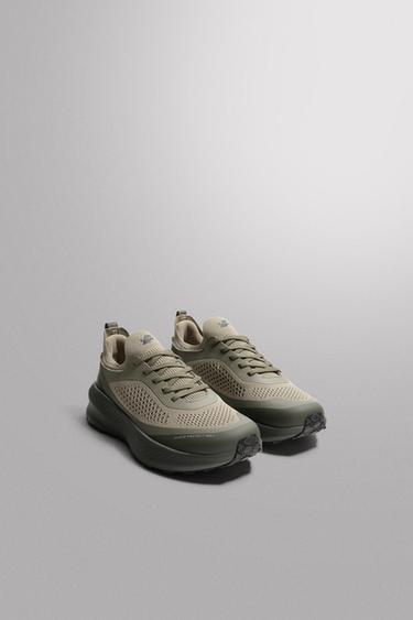 ՎԱԶՔԻ ԿԵԴԵՐ - Կանաչ Zara-ից