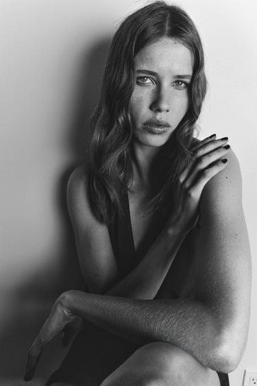 DRAPED HALTER TOP - Brown by Zara - Image 4