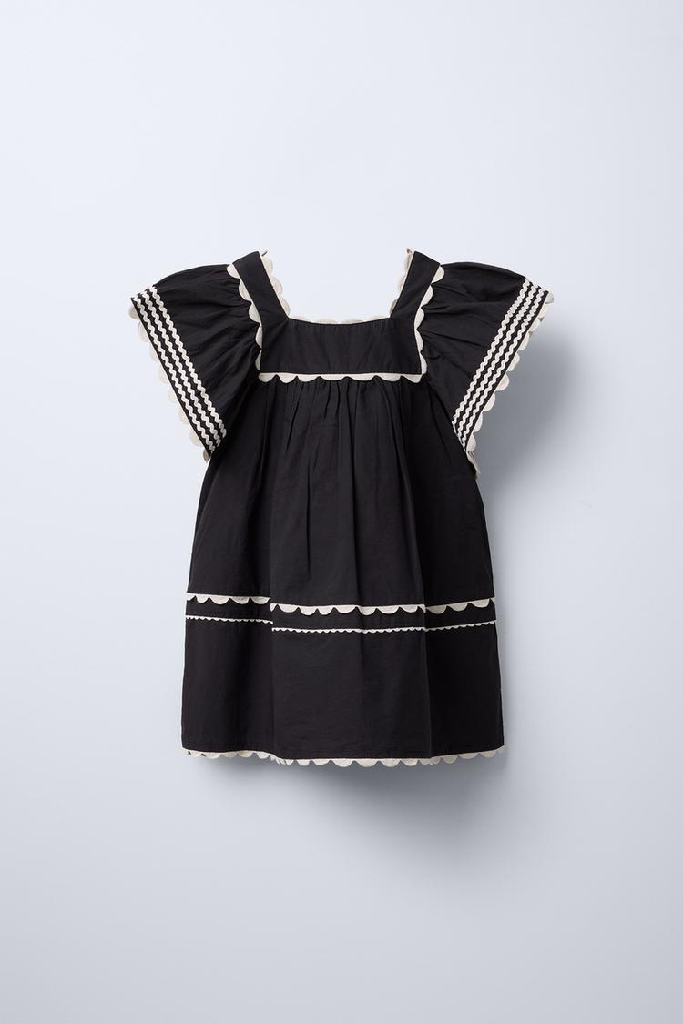 VESTIDO COM ONDAS EM CONTRASTE Preto ZARA Brasil