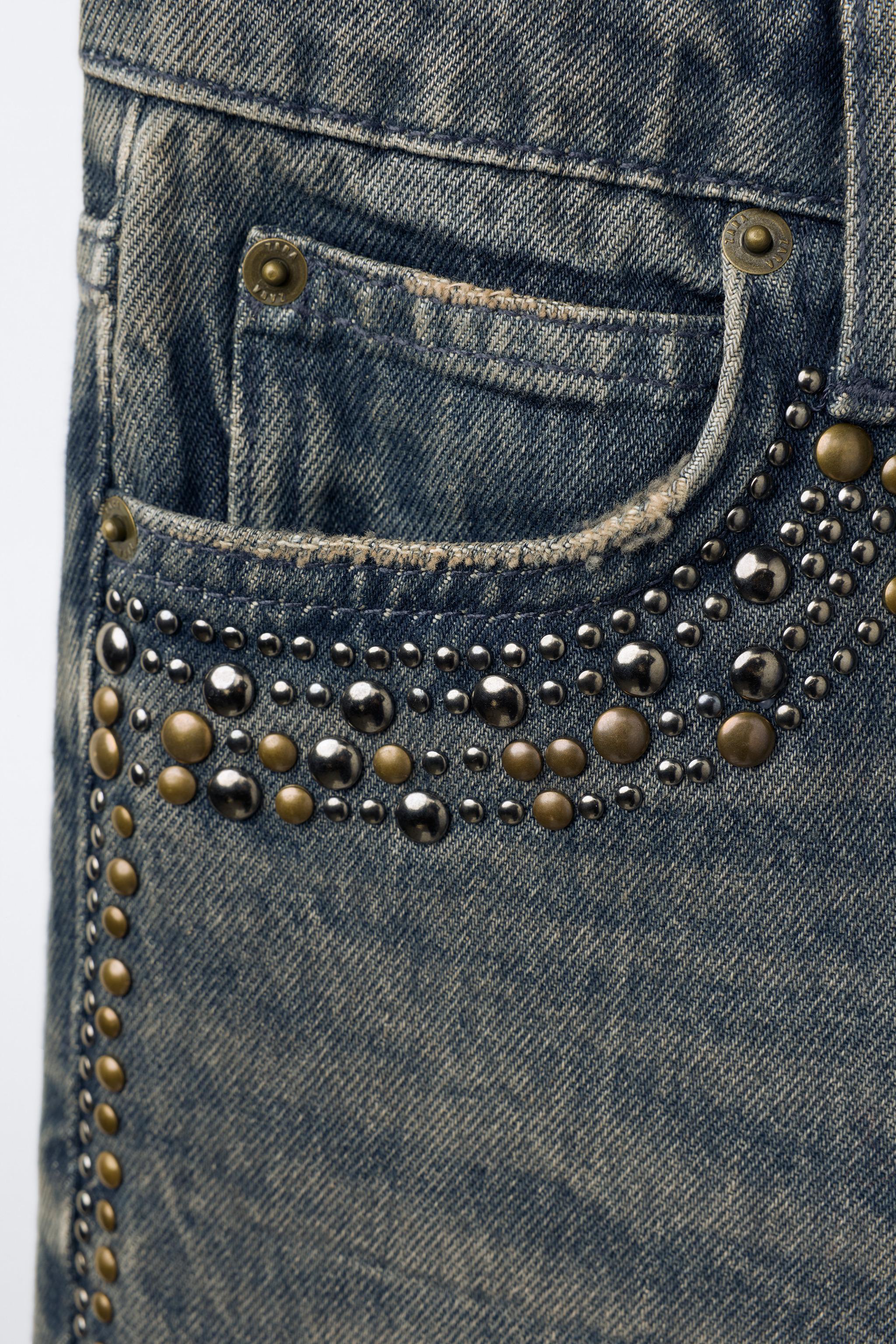 WIDE LEG JEANS WITH STUDS