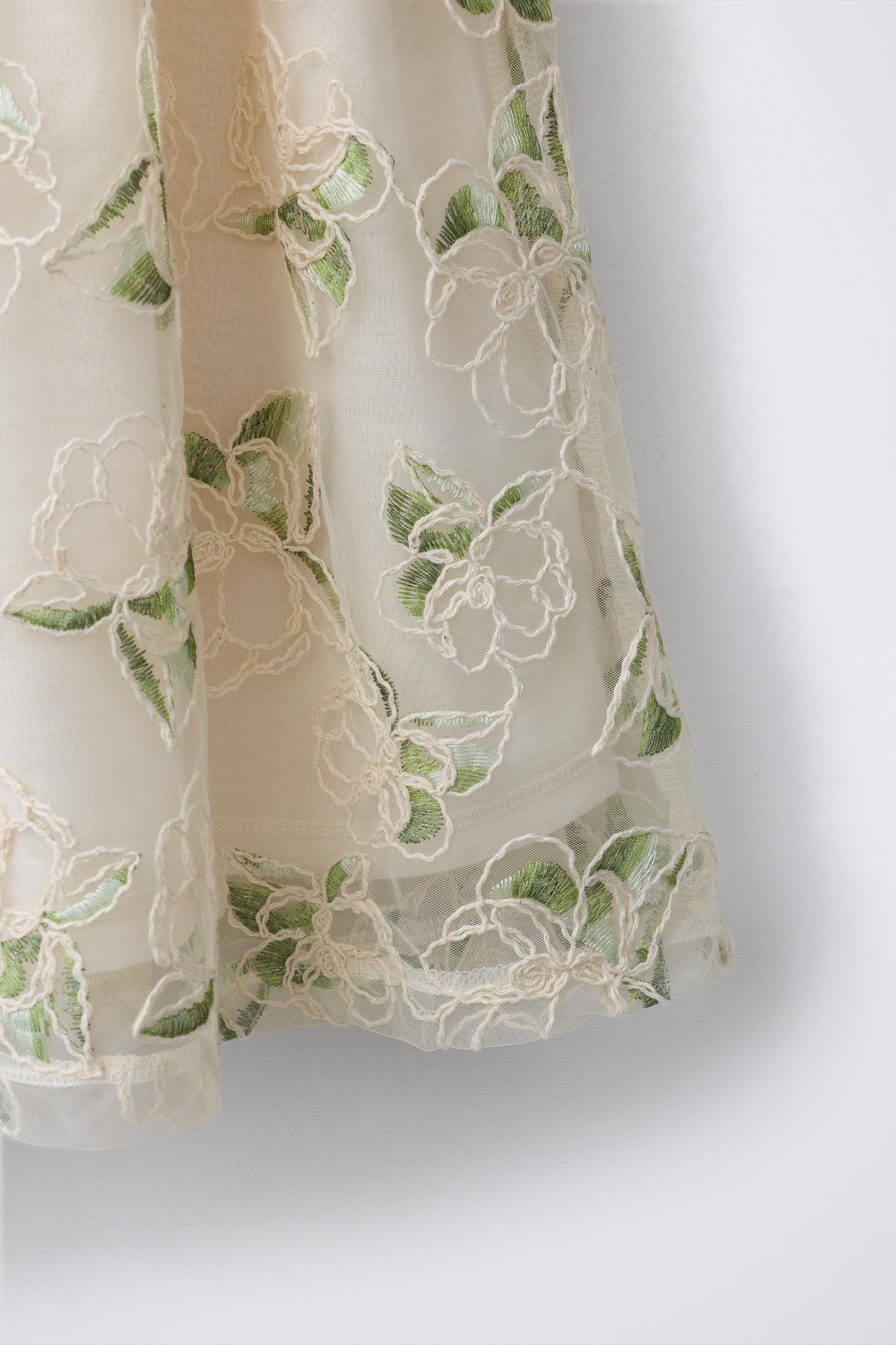EMBROIDERED FLORAL TULLE DRESS - Green / Ecru | ZARA United States EMBROIDERED FLORAL TULLE DRESS - Green / Ecru | ZARA United States