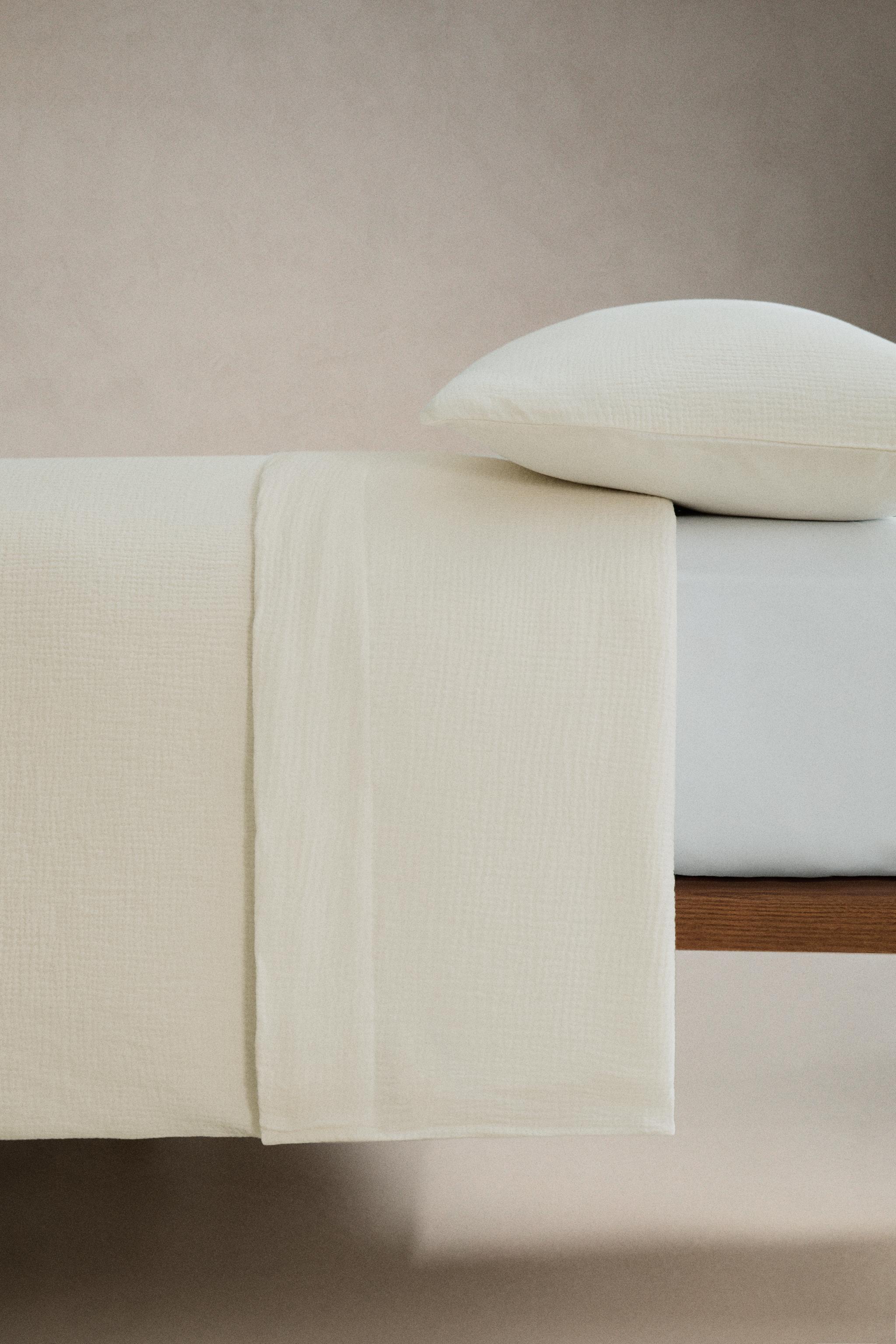 CHIFFON FITTED SHEET