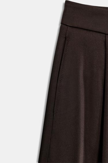 PANTALON CAROTTE SATINÉ - Marron foncé de Zara - Image 7