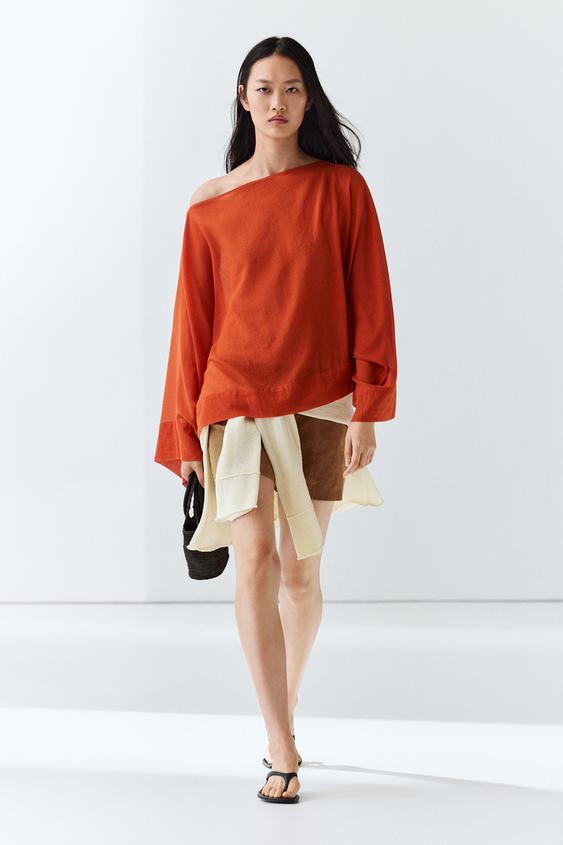 Flowing 100% cotton shirt with voluminous sleeves from Zara - $130