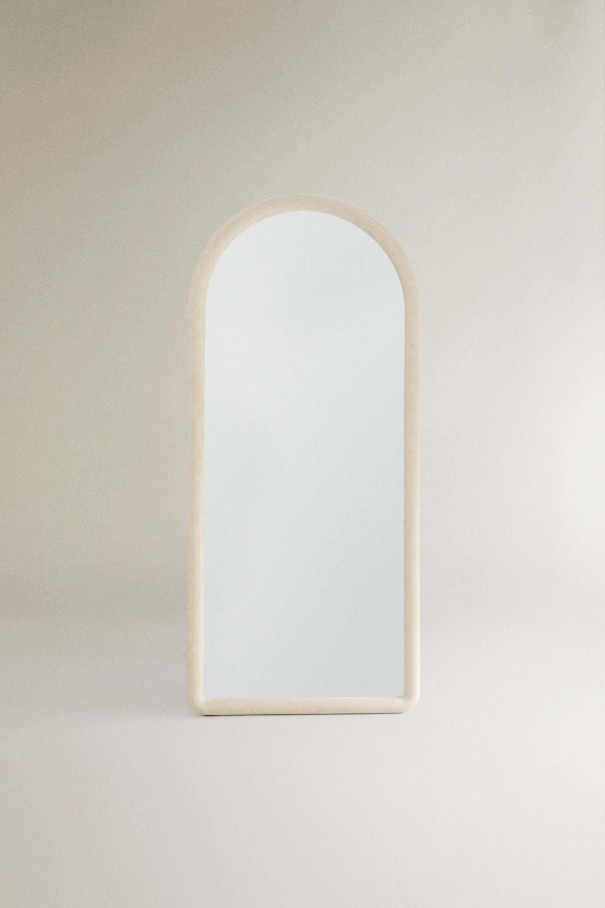 FULL LENGTH MIRROR WITH A WOODEN BOW - Cement | ZARA United