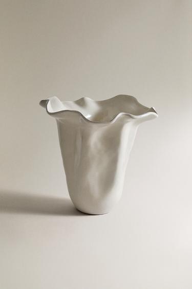 SHINY WAVY EARTHENWARE VASE - white by Zara - Image 0