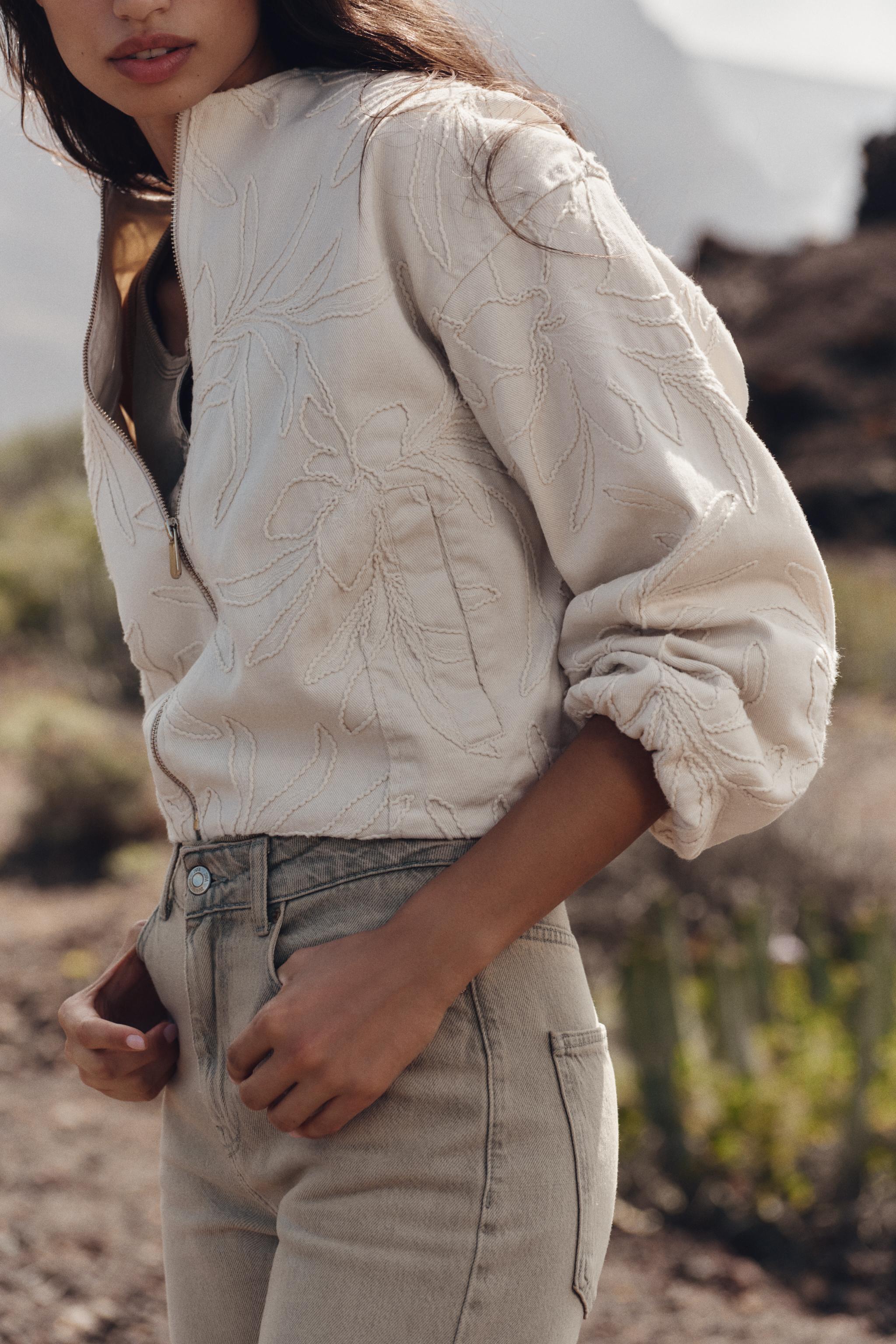 【ZARA】エンブロイダリージャケット 8372/067/712 ZARA】エンブロイダリージャケット 8372/067/712 (ZARA