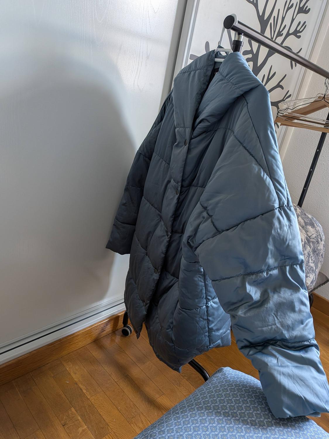 HOODED PUFFER COAT - Image 4