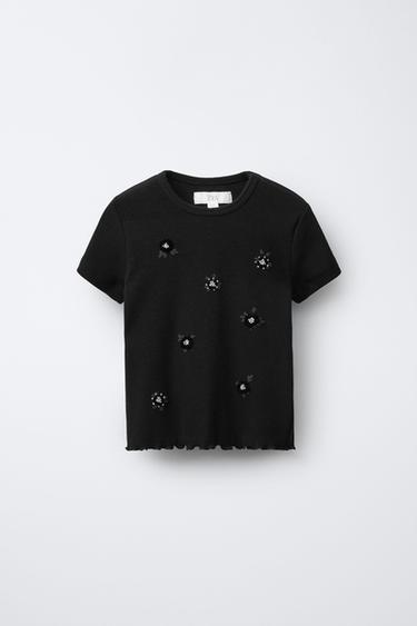 RIBBED T-SHIRT WITH BEADED FLOWERS - Black by Zara