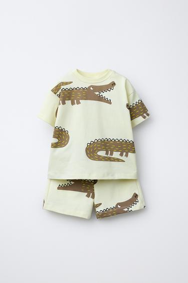 CONJUNTO DE T-SHIRT E CALÇÕES BERMUDA COM ESTAMPADO DE CROCODILOS - Amarelo da Zara