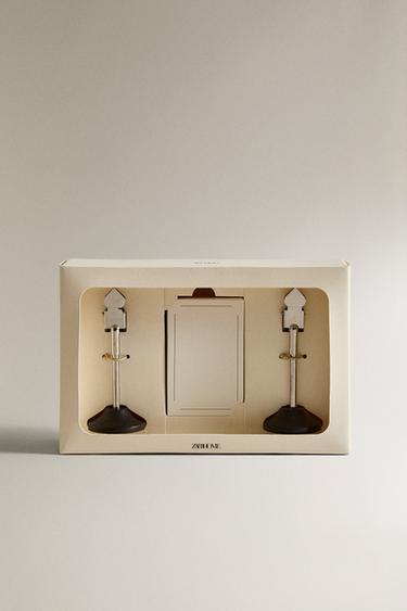 SET OF WOODEN PLACE NAMES HOLDERS AND CARDS - Brown by Zara - Image 3