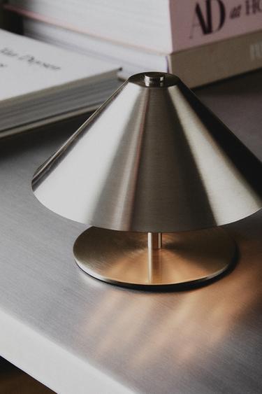 CORDLESS IRON TABLE LAMP - Silver by Zara