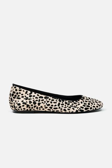BAILARINA PIEL CON PELO ESTAMPADO ANIMAL - Multicolor de Zara