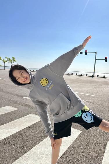 ÁO NỈ CÓ MŨ VẢI BẠC MÀU NIRVANA ® - Màu xám than từ Zara