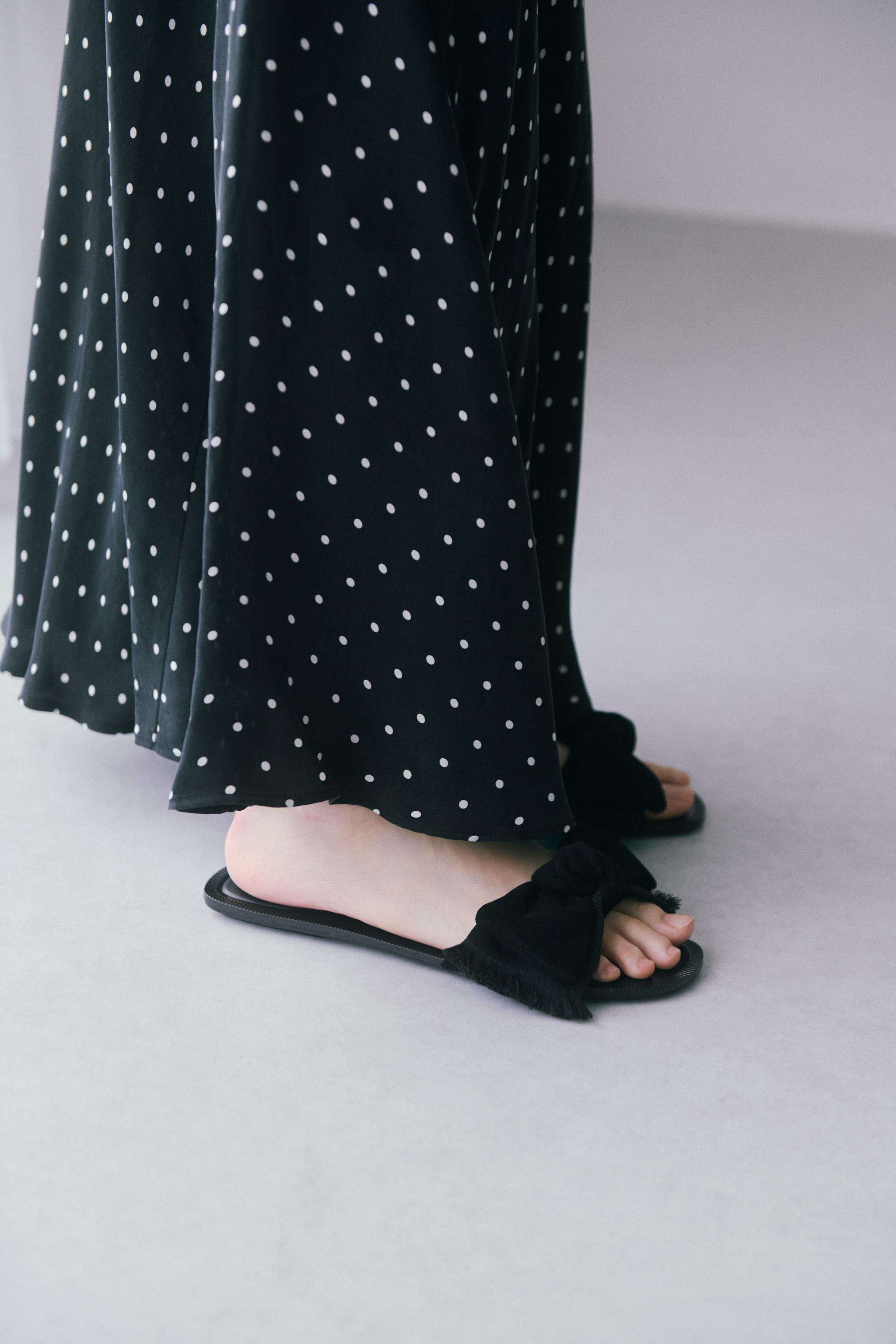 ブラックサンダル - レディース | ZARA 日本
