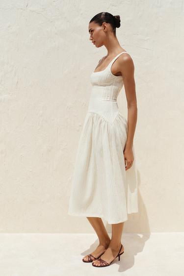 ROBE À BRETELLES TEXTURÉE - Écru de Zara - Image 3