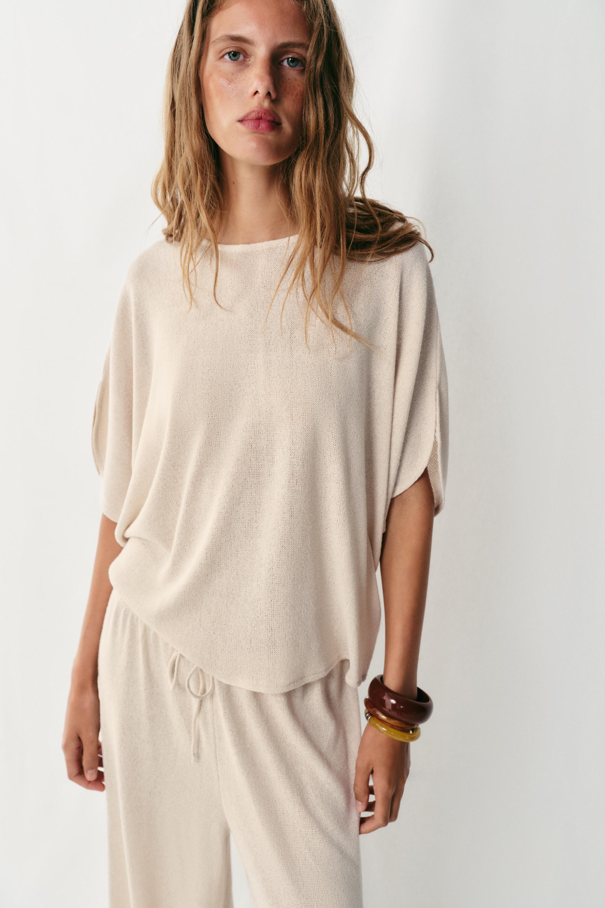 RUSTIC CAPE SLEEVE TOP — Light beige