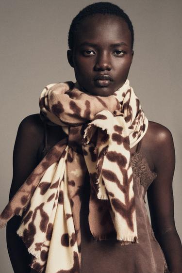 FOULARD IMPRIMÉ FLEURS - Écru de Zara