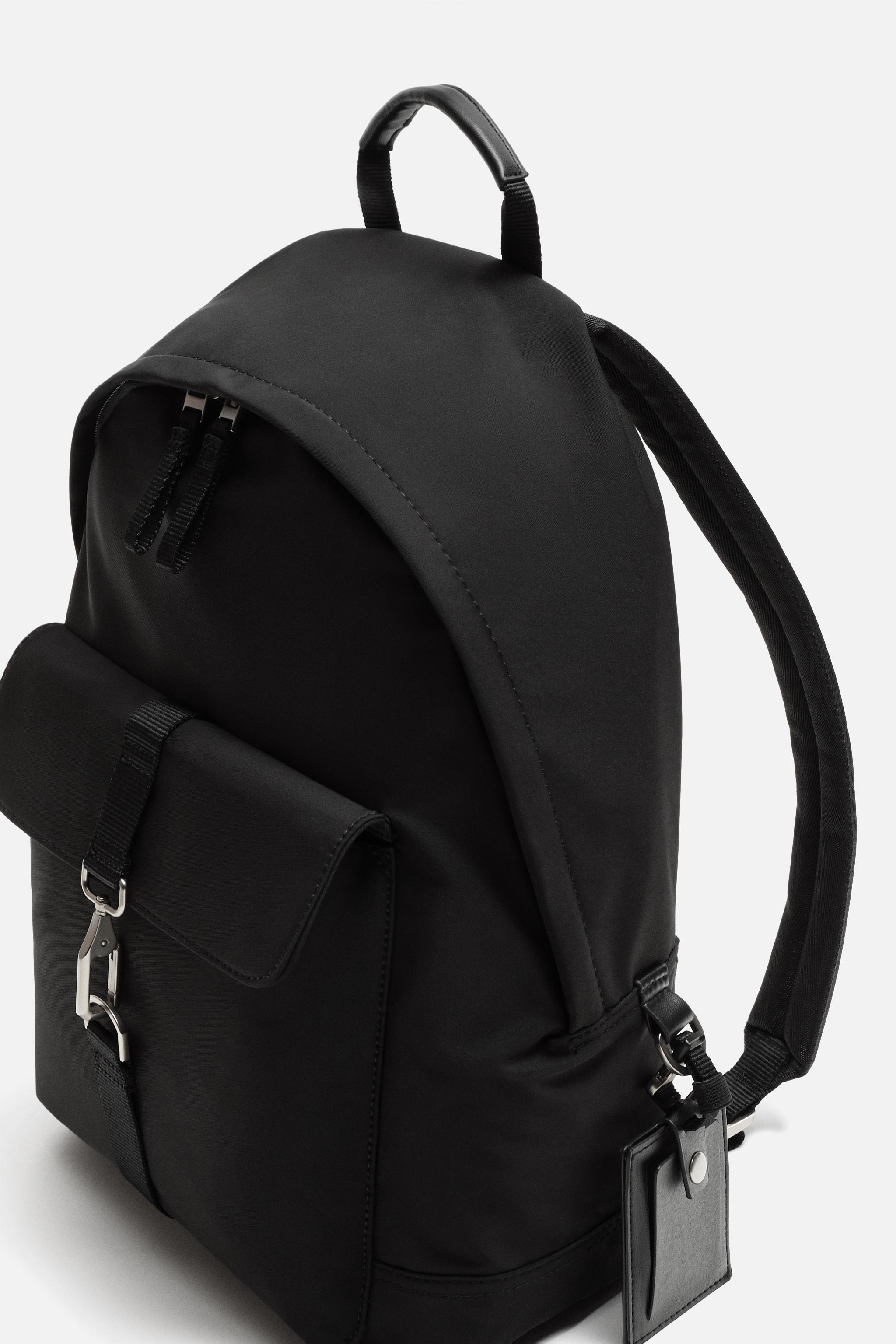 【ZARA】フック付きテクニカルバックパック 3219/520/800 ZARA】フック付きテクニカルバックパック 3219/520/800