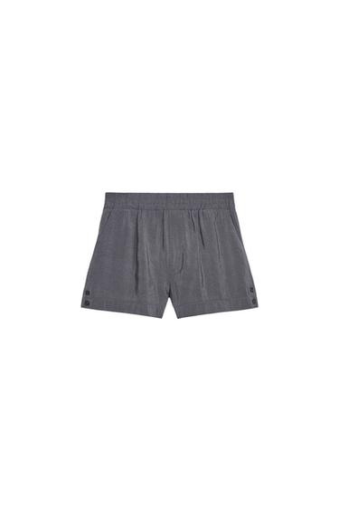 FLOWING MINI SHORTS