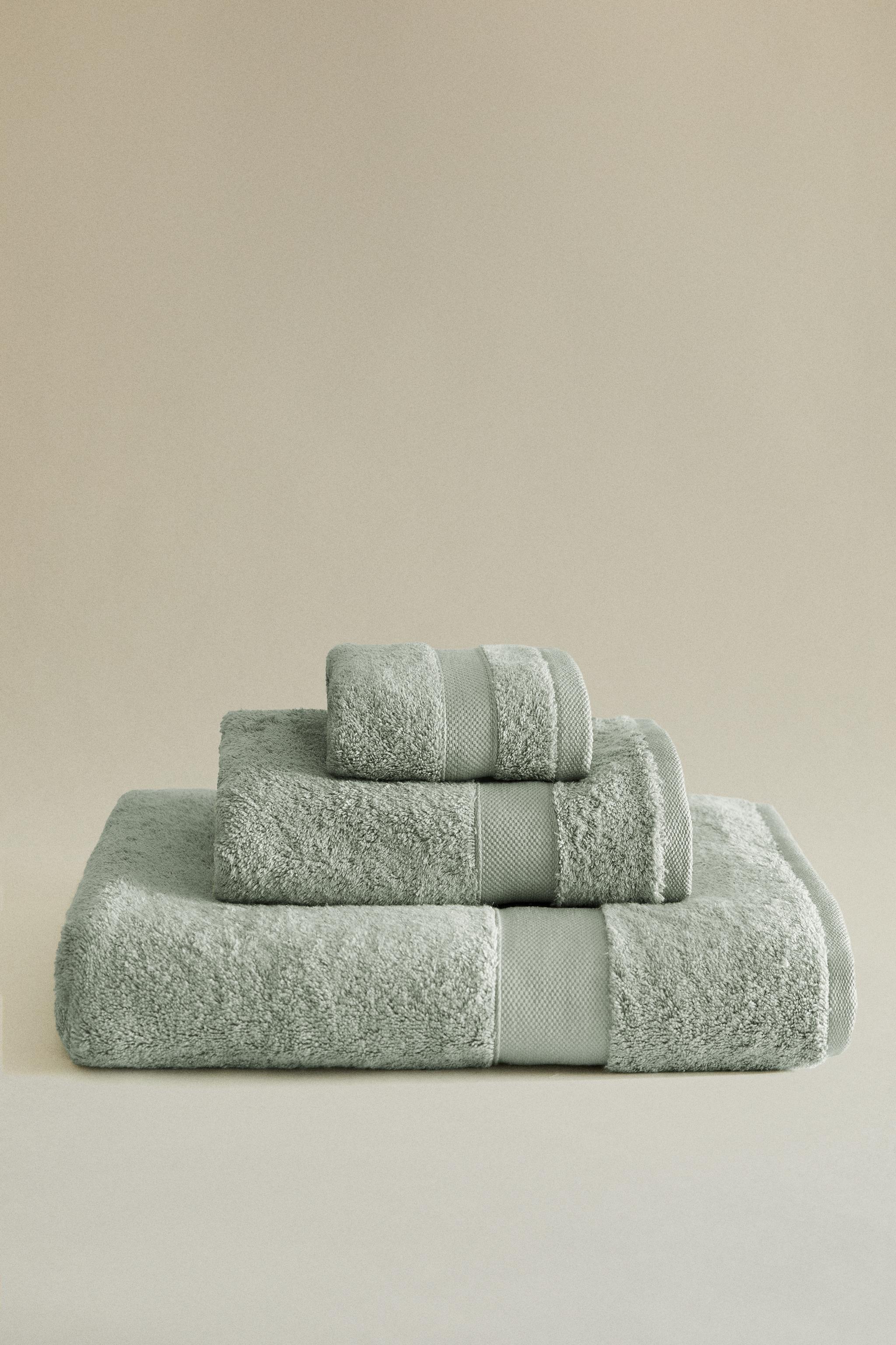 PREMIUM COTTON BATH TOWEL (600 GxM²)