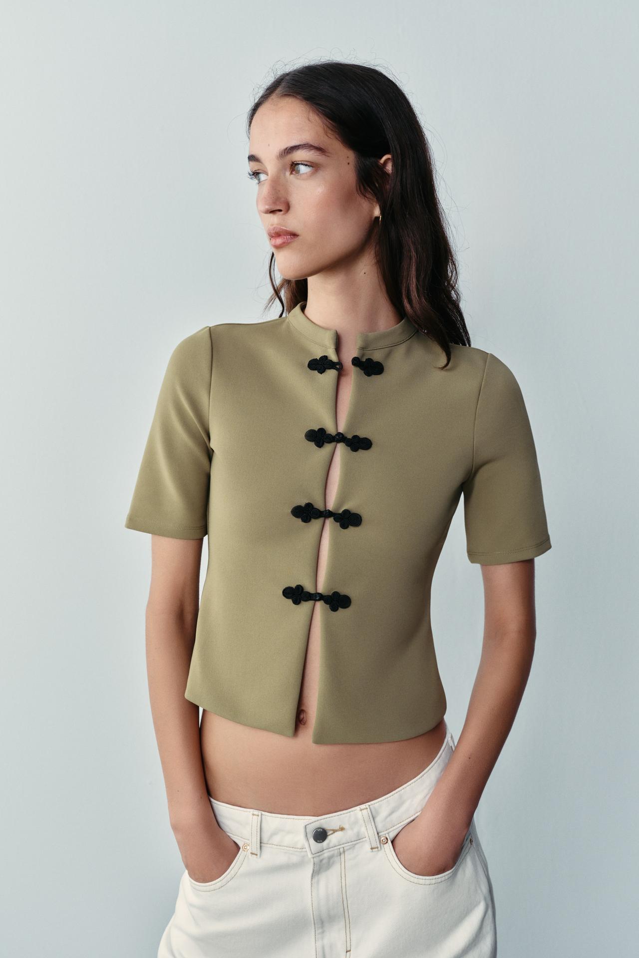 SHORT SLEEVE FROG FASTENING TOP — Light khaki