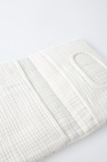 STAR TEXTURE BABY WIPE HOLDER - Ecru by Zara - Image 3
