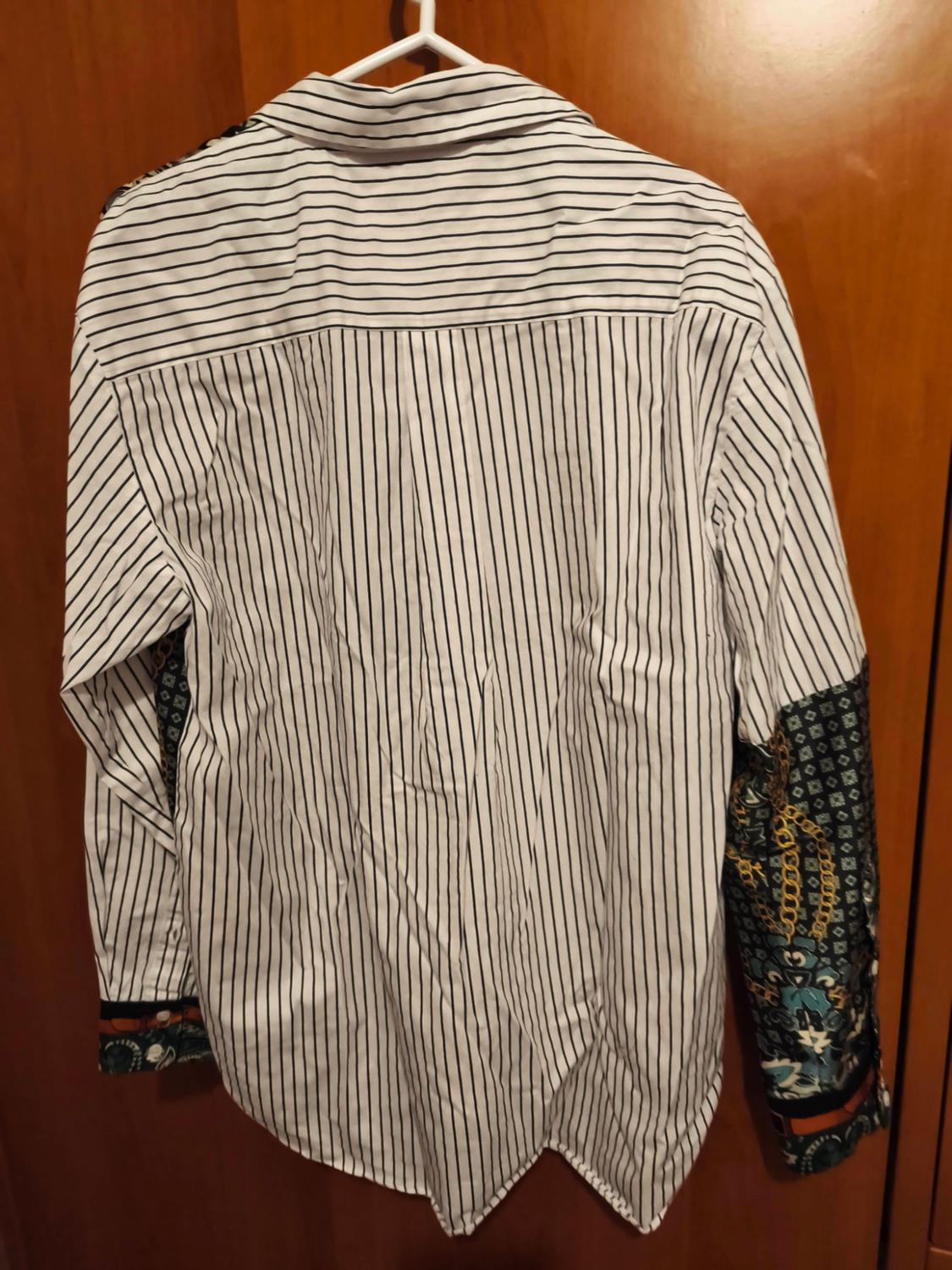 CONTRASTING STRIPED SHIRT - Image 2