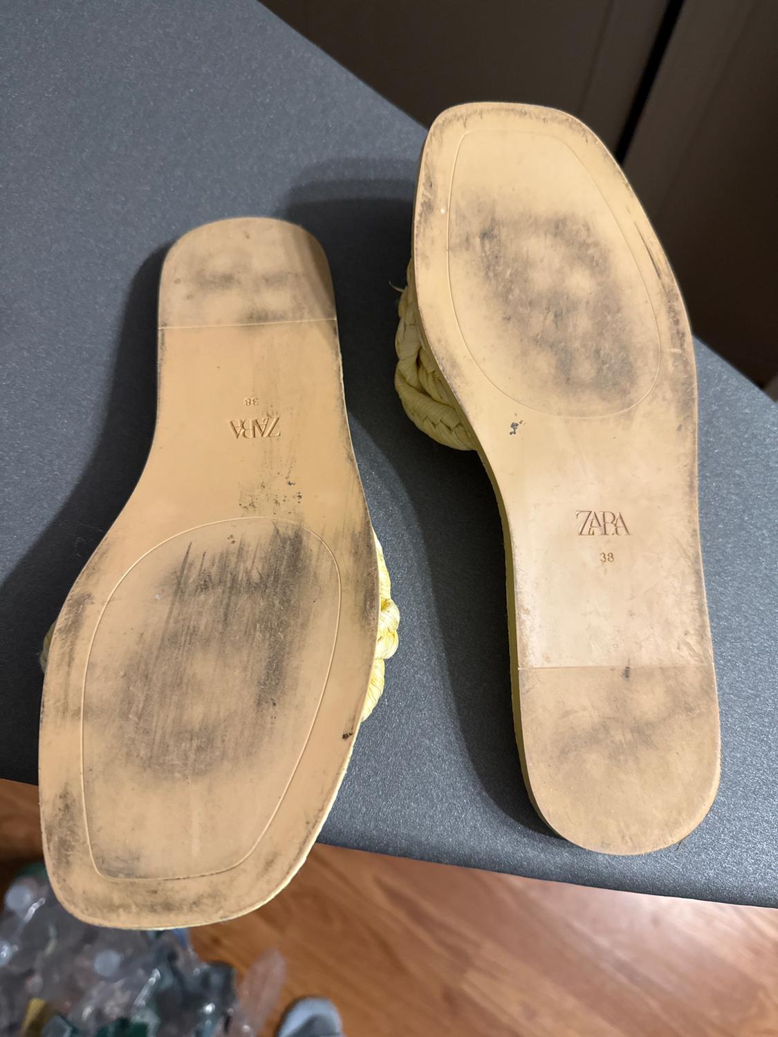 YELLOW SANDALS - Image 3