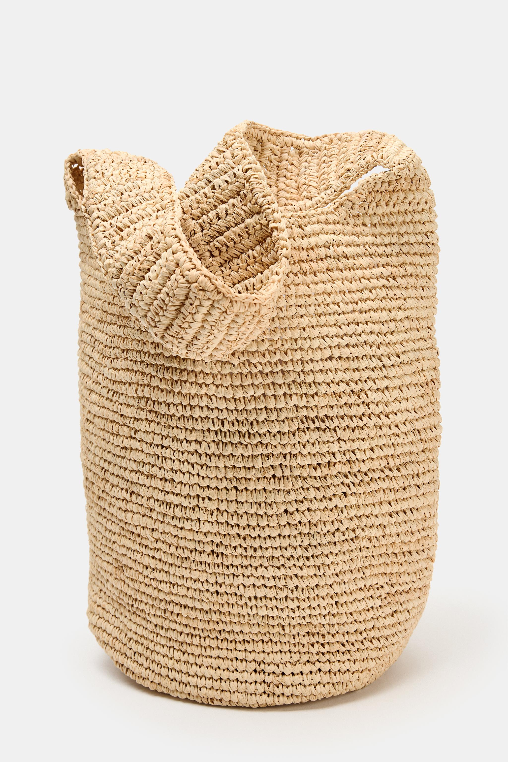 WOVEN SHOULDER BAGS