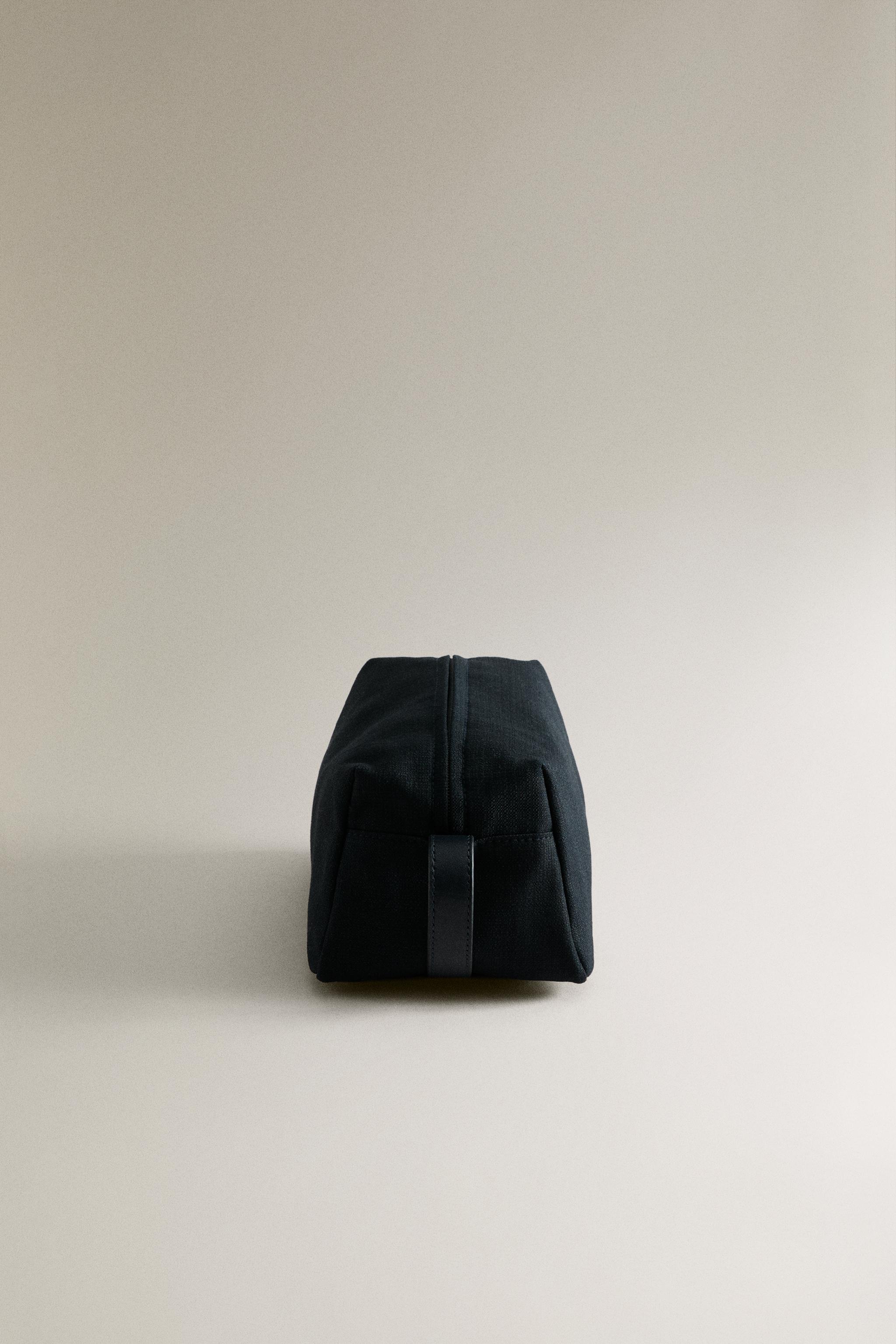 FABRIC MAKEUP BAG