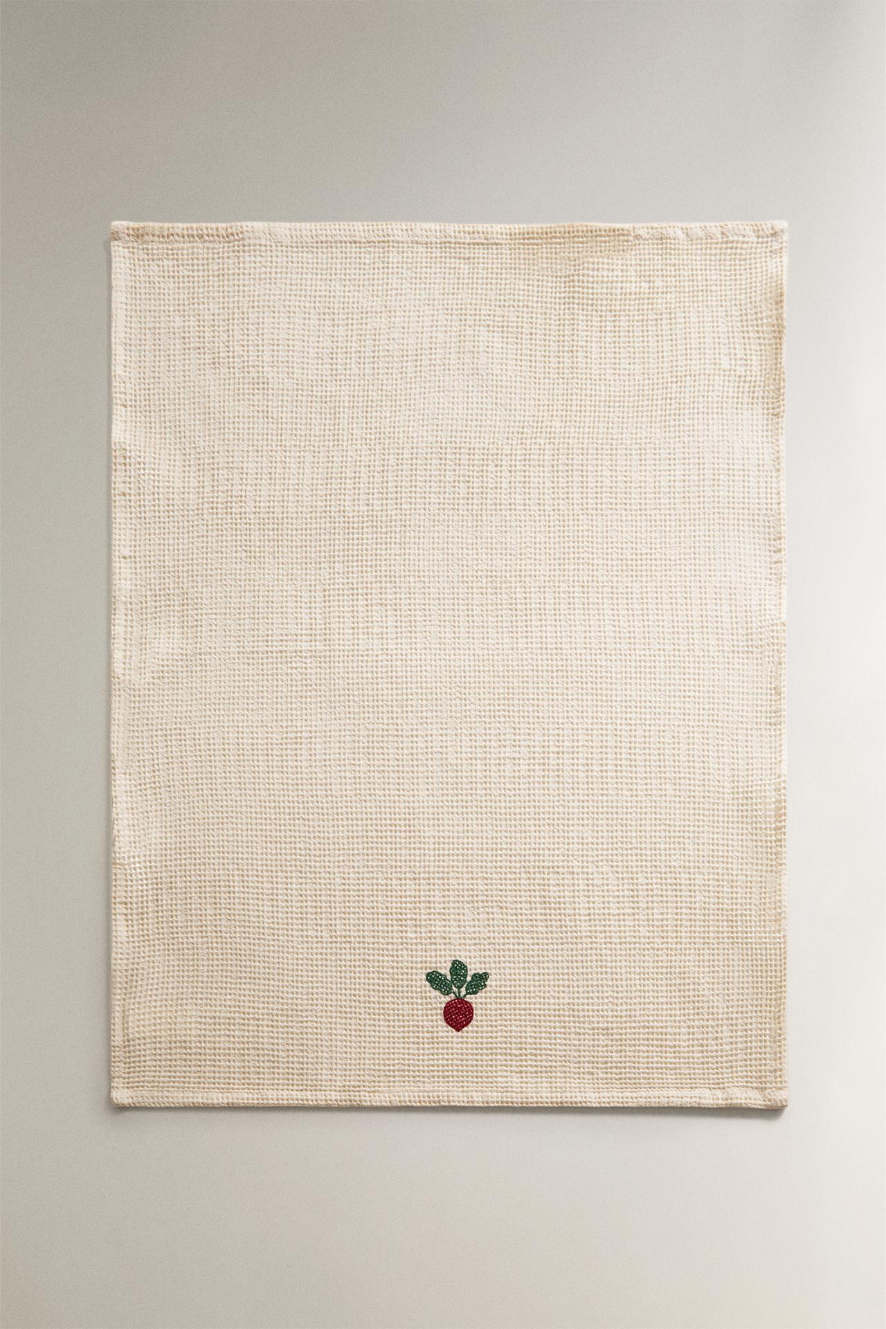 WAFFLE KITCHEN TOWEL — Ecru / Red