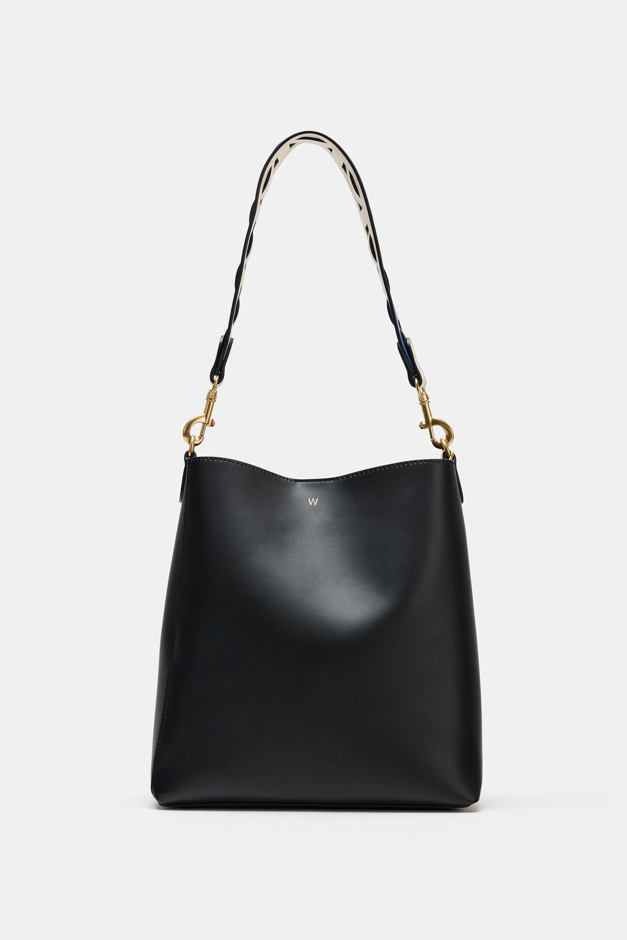 BUCKET BAG WITH HANDLE DETAIL