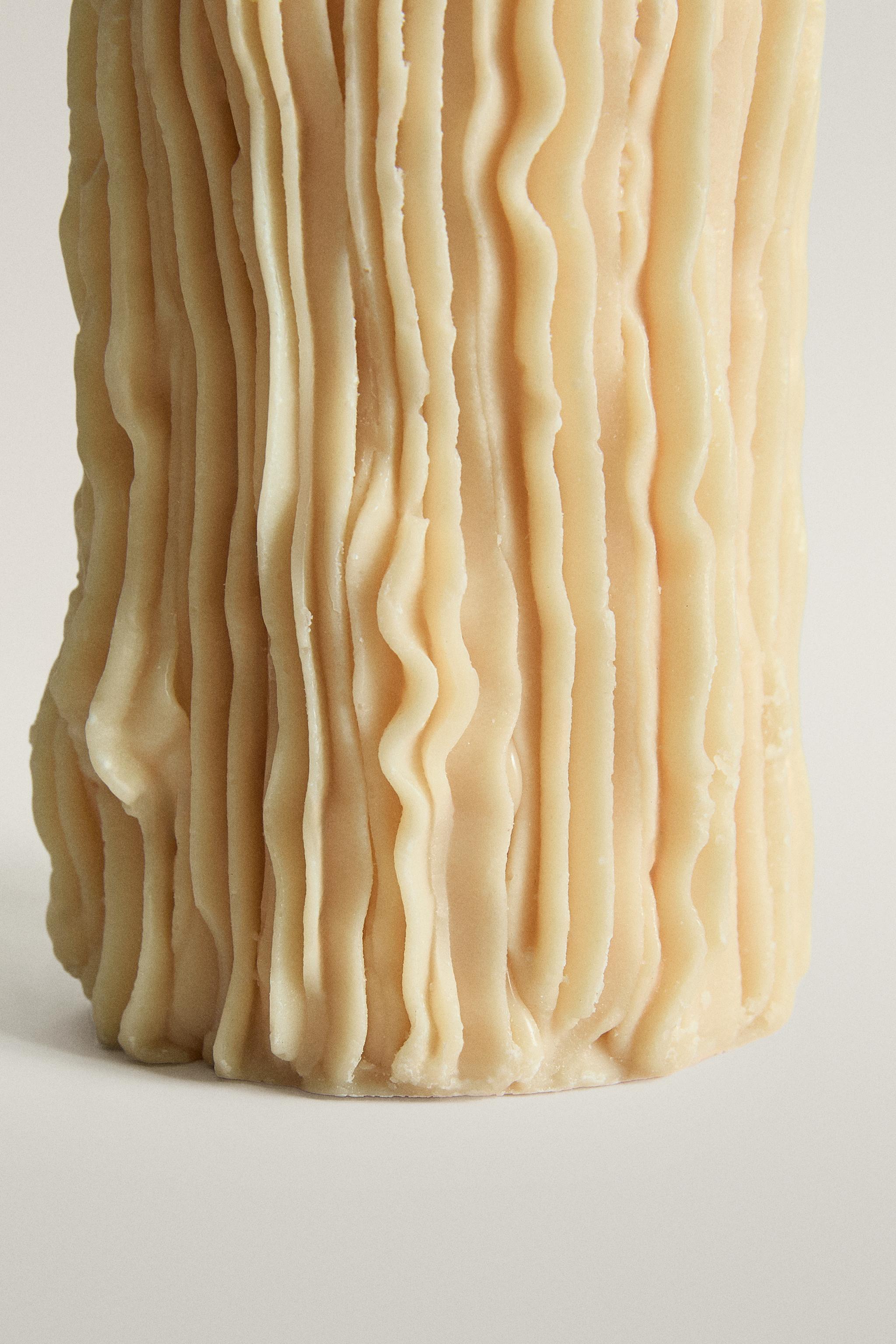 (326 G) BOUGIE PARFUMÉE CANDIED LEMON