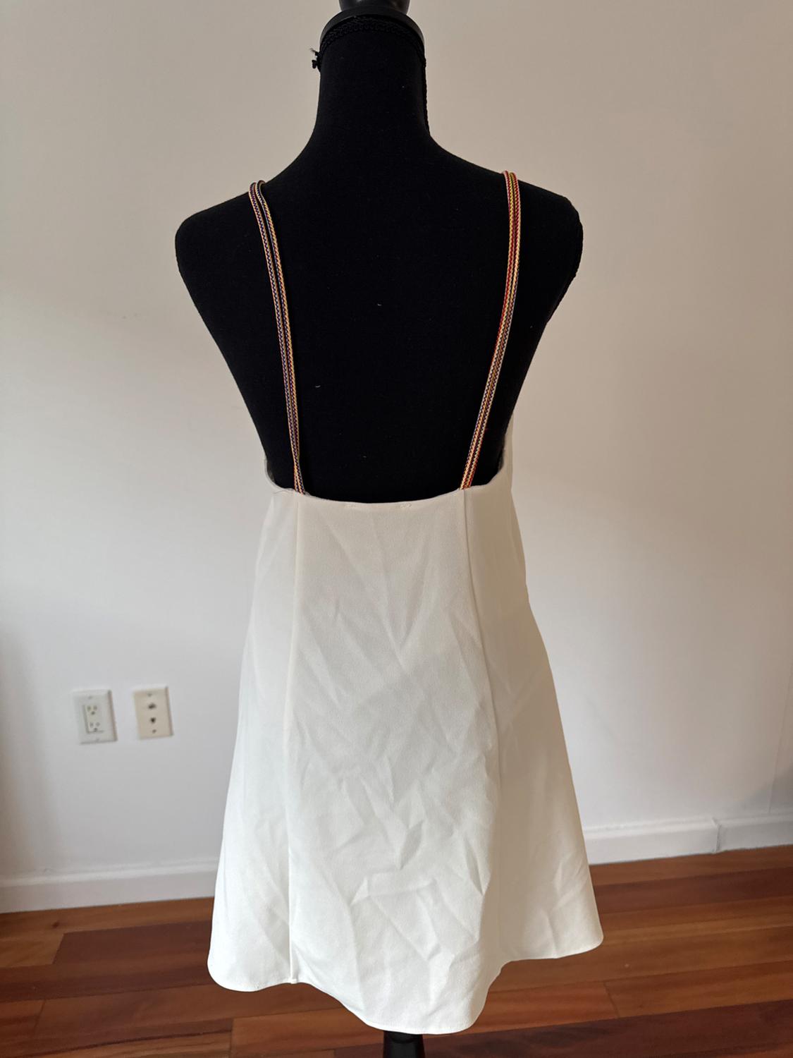 WHITE SHIRT V NECK DRESS WITH WINDOW STRAPS - Image 2