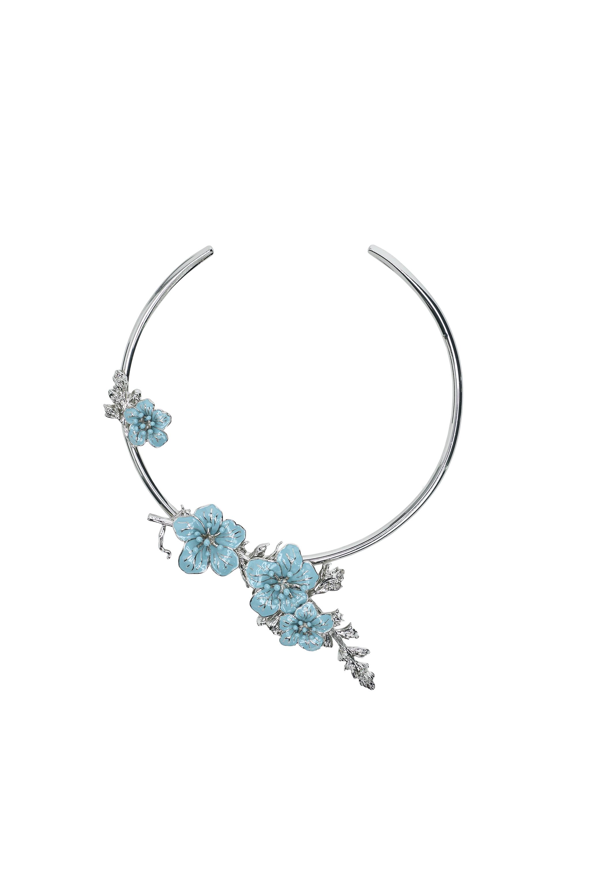 METALLIC FLORAL CHOKER NECKLACE