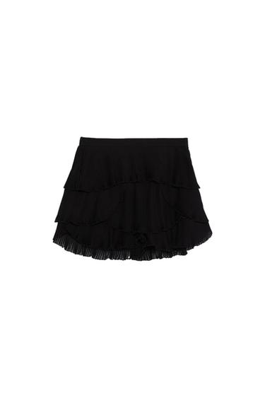 RUFFLED PLEATED SHORTS