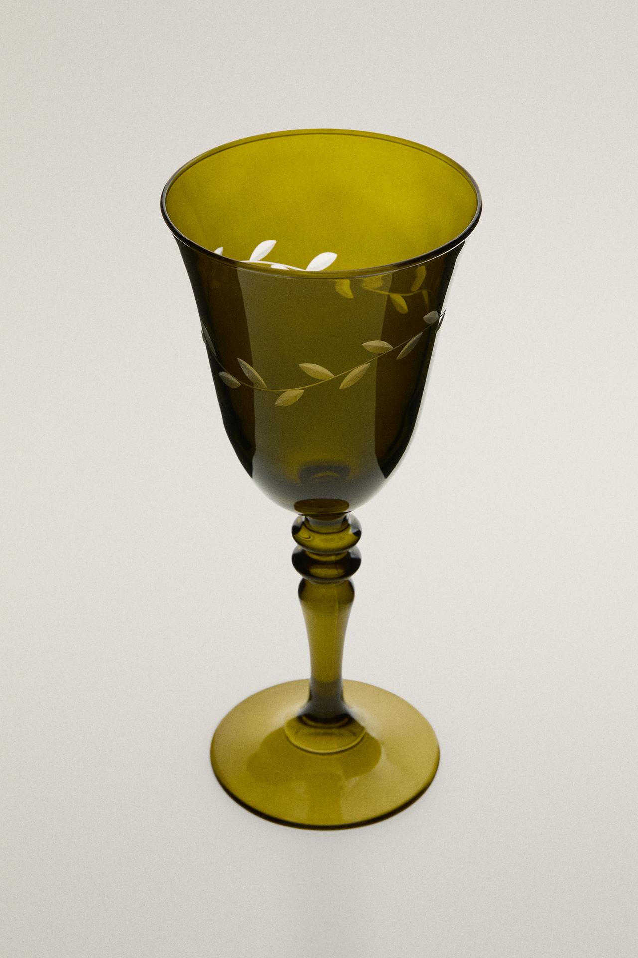 CHRISTMAS GLASS WITH LEAF DESIGN — Green