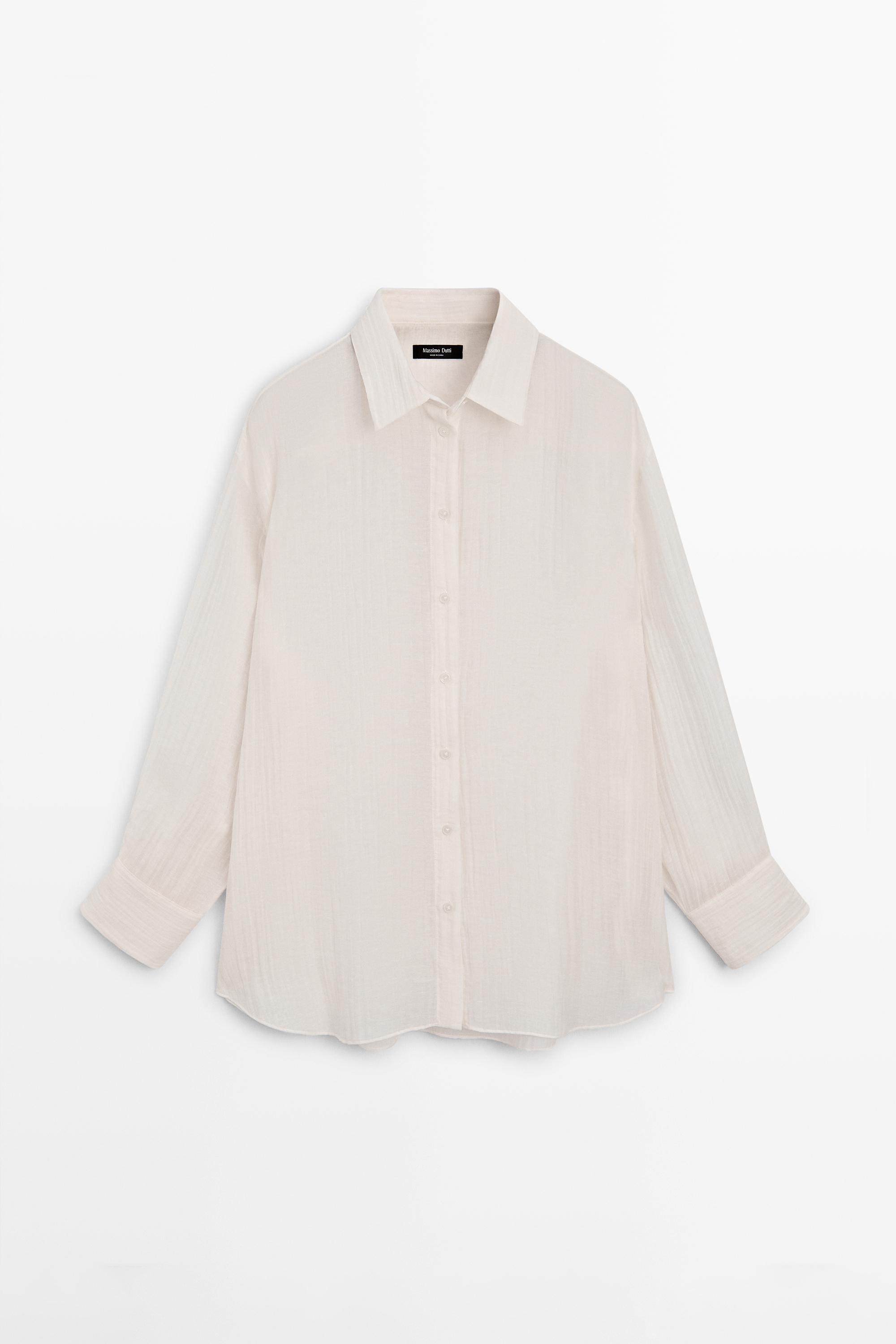 Flowing shirt with pleated detail