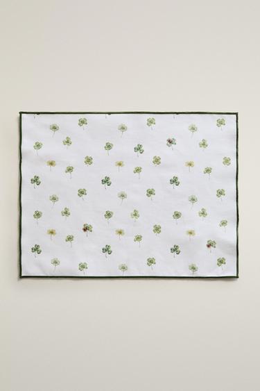 RESIN-COATED CLOVER PLACEMAT - Green by Zara