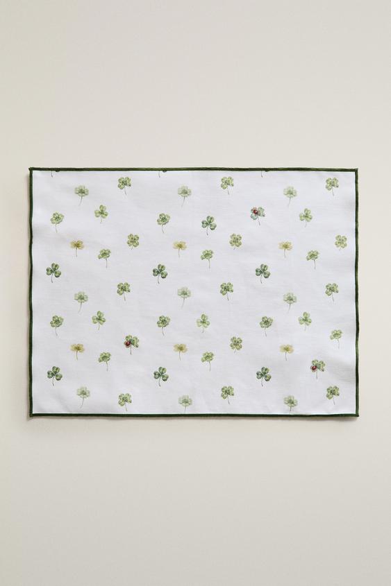 RESIN-COATED CLOVER PLACEMAT - Green by Zara - Image 0