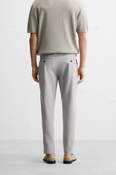 PANTALON À TEXTURE CONFORT - Gris clair de Zara - Image 2