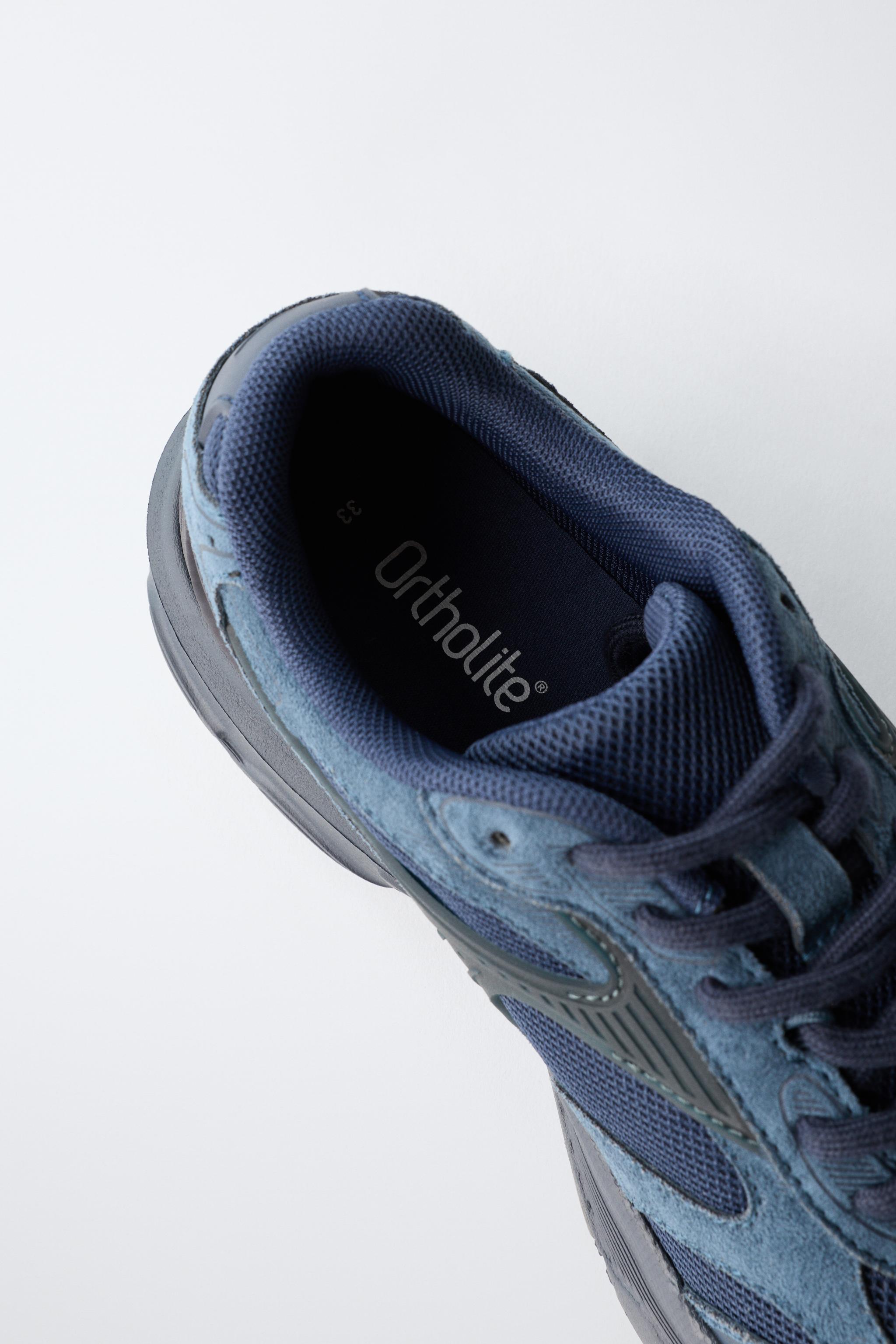 TENNIS AVEC PIÈCES MULTIPLES